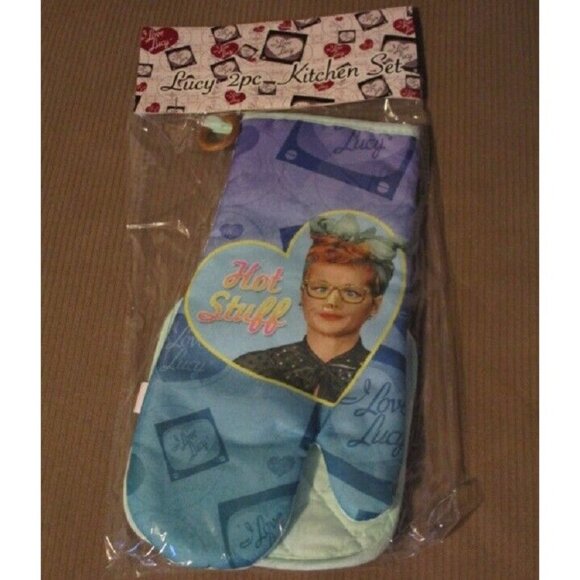 I Love Lucy Hot Stuff New Oven Mitt & Potholder Set Gift Kitchen Lucille Ball TV - Picture 4 of 4